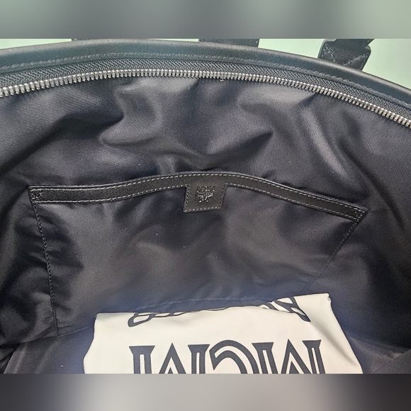 NWT MCM Portuna Medium Clear Graphic Logo Aren Cube Leather Trim Shopper Tote - Picture 13 of 17